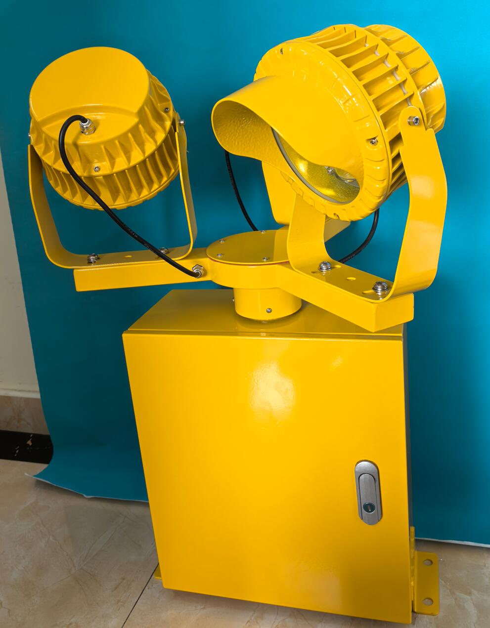 rotating beacon light aviation