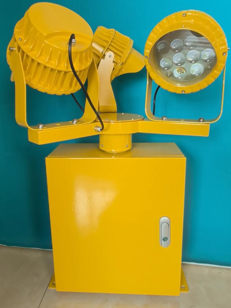 The Guiding Pulse: How the Airport Beacon Orchestrates the Night Sky