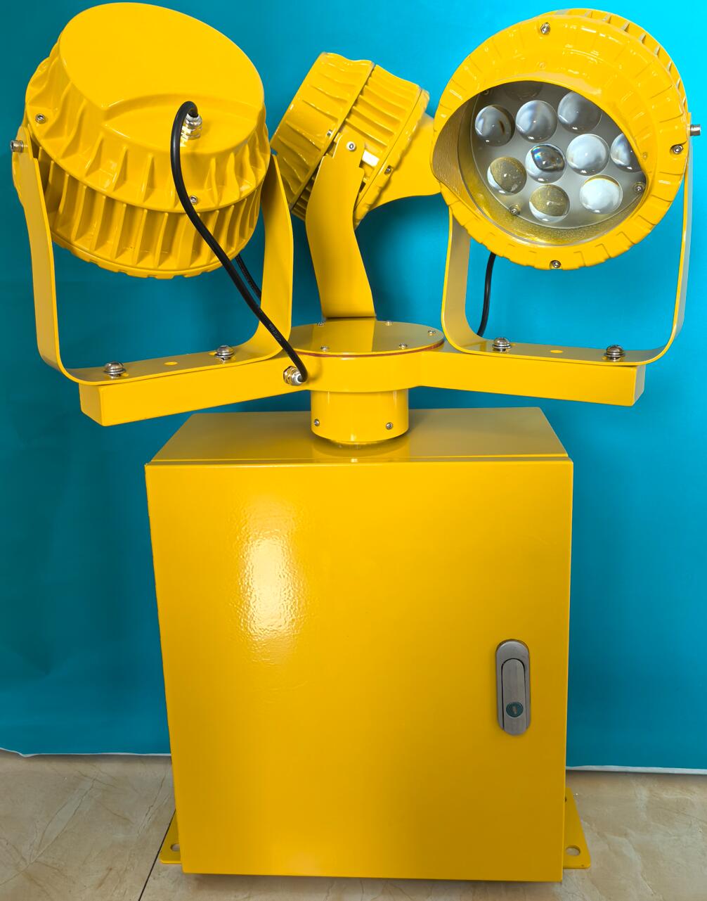 The Unwavering Sentinel: Powering Safety with the 120V Rotating Beacon Light