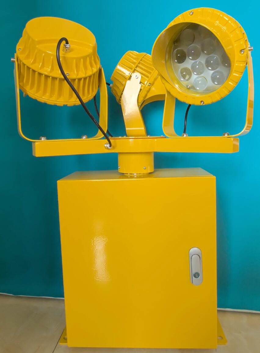 Pulsing Heart of the Airport: The Enduring Vigil of the Airport Rotating Beacon Light